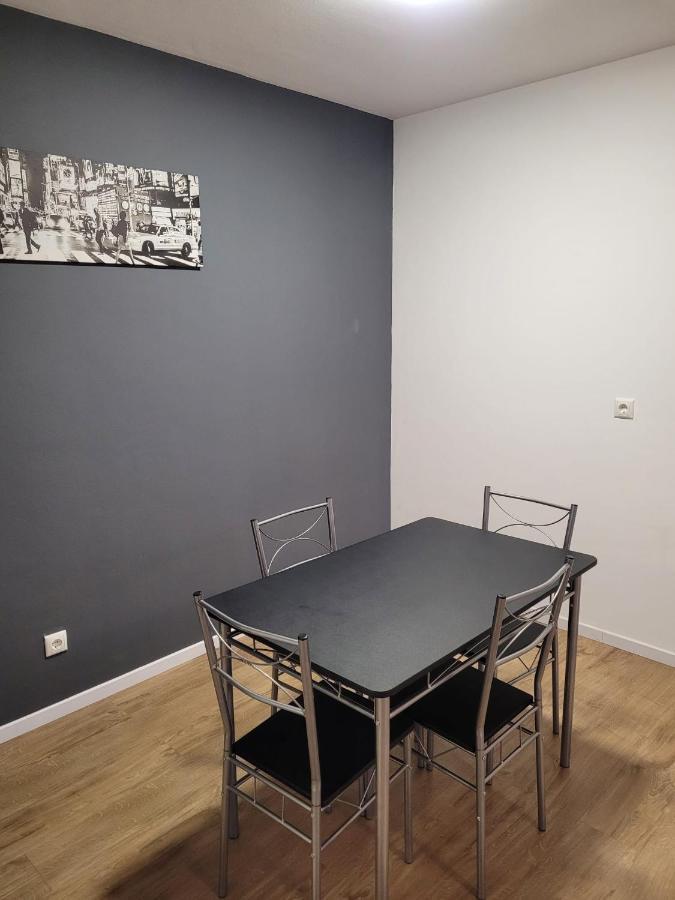 Apartment Schoene, Gemuetliche Moeblierte 2 Zi In Rgb Regensburg